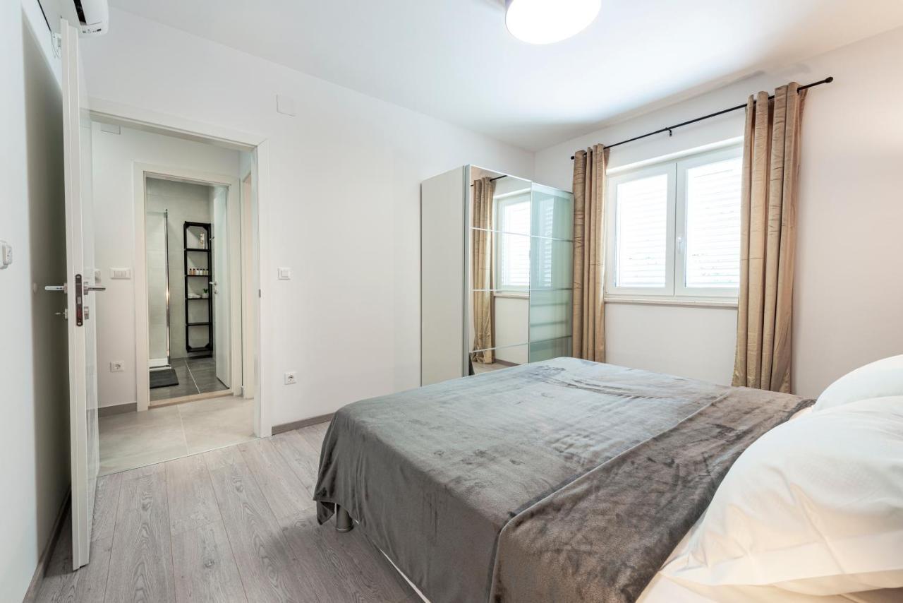 Villa Gold Residence 1 مْليني المظهر الخارجي الصورة